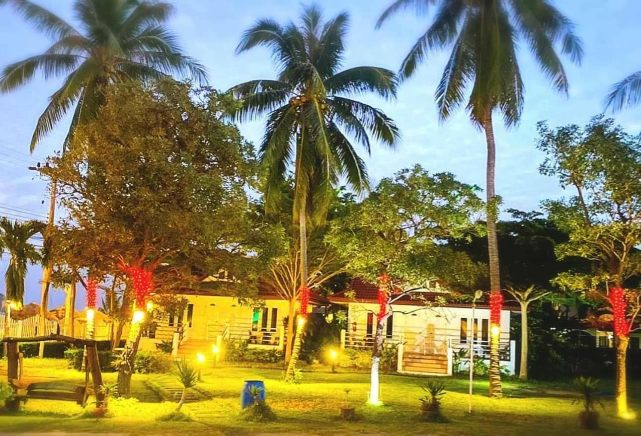 Baan Golden Resort & Residences Sam Roi Yot Bagian luar foto