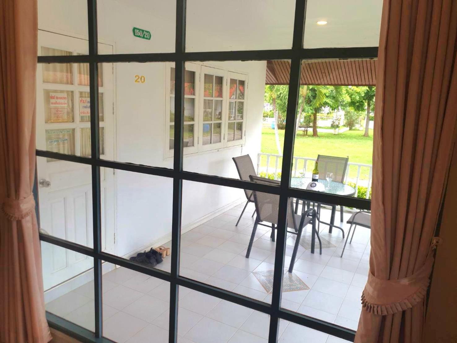 Baan Golden Resort & Residences Sam Roi Yot Bagian luar foto